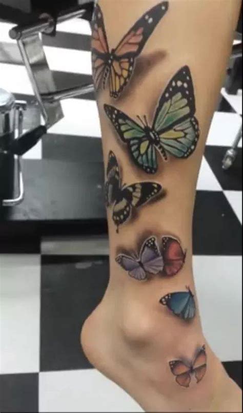 tatuajes de mariposas en el muslo dela pierna|Tatuajes de mariposas en el muslo